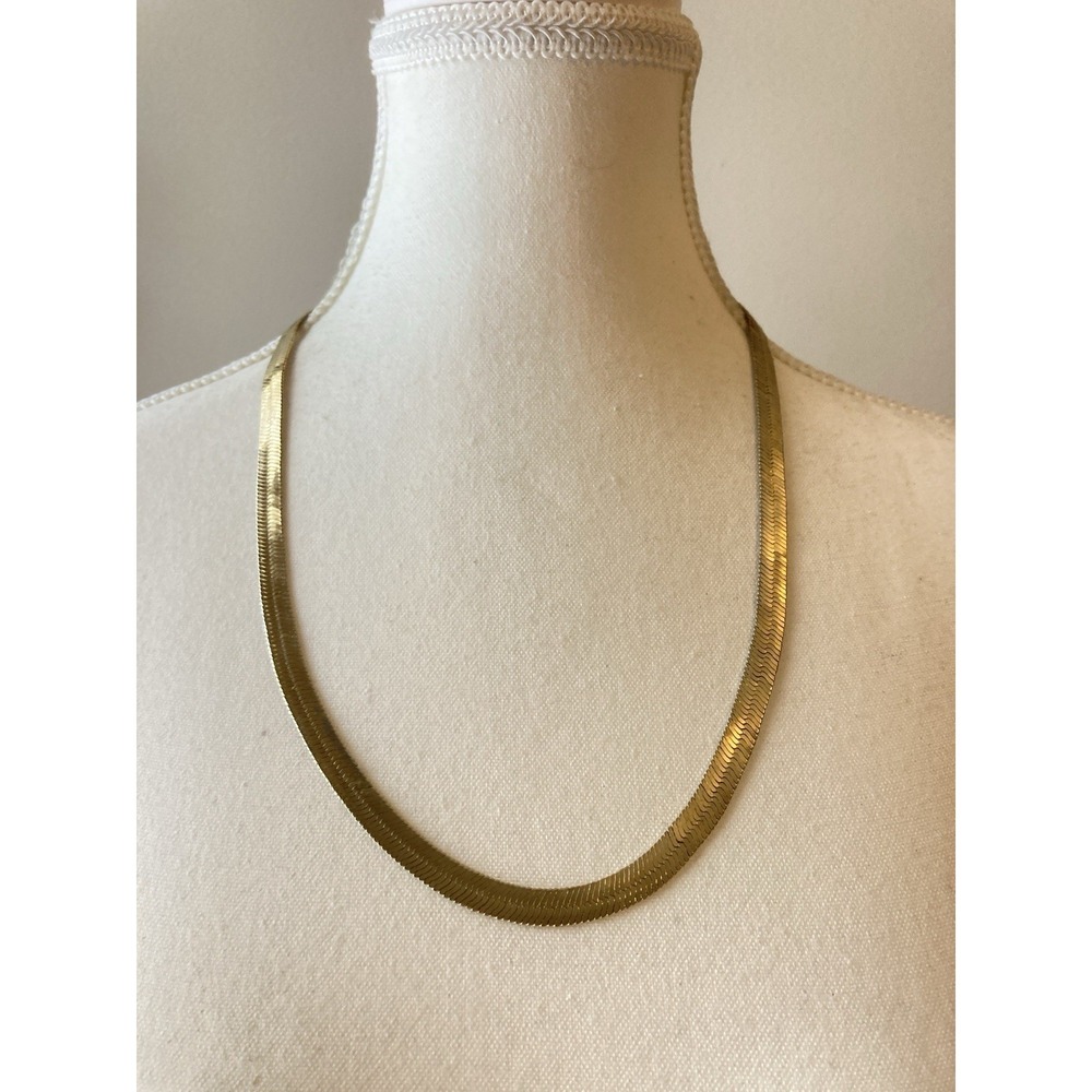 Gold‎ Tone Herringbone Necklace Flat Chain Sleek Classic 80's 90's Style Couture